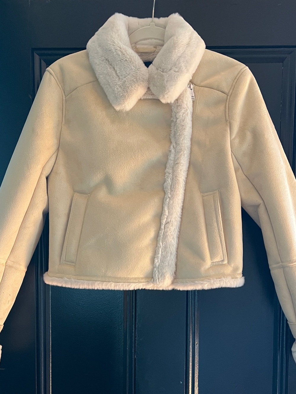 NWT Hollister Cream Faux Shearling Kids Jacket